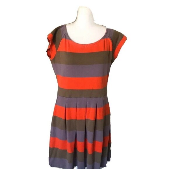 Western Wear Block Striped Pleated Dress - Picture 1 of 8